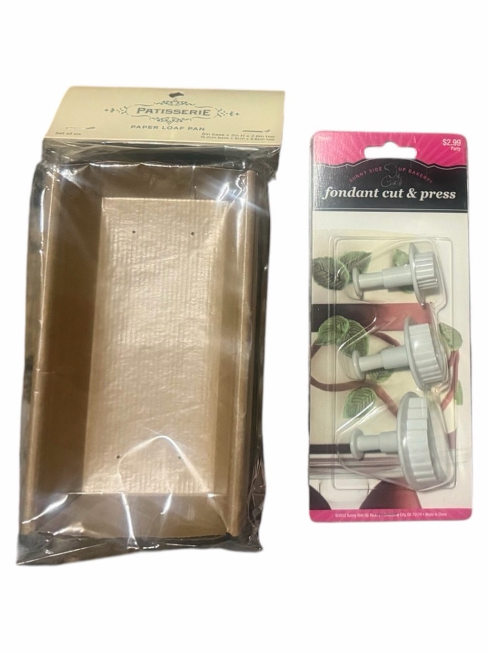 Patisserie Paper Loaf Pans Set of 6 and 3 Pack of Fondant Cut & Press